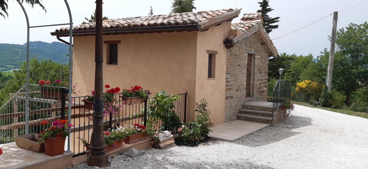 Ca' Gulino - Urbino - Villa Con Minipiscina In Borgo Antico Luaran gambar