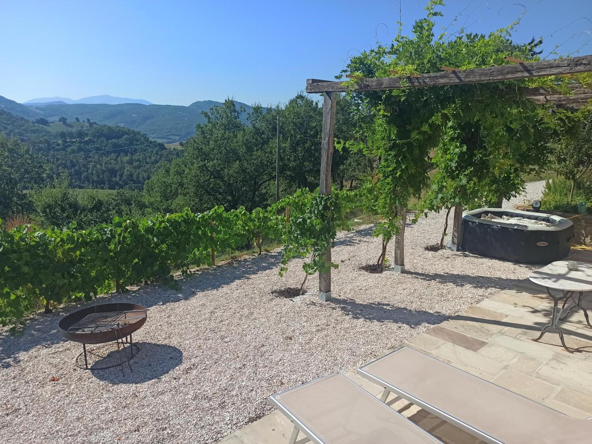 Ca' Gulino - Urbino - Villa Con Minipiscina In Borgo Antico Luaran gambar