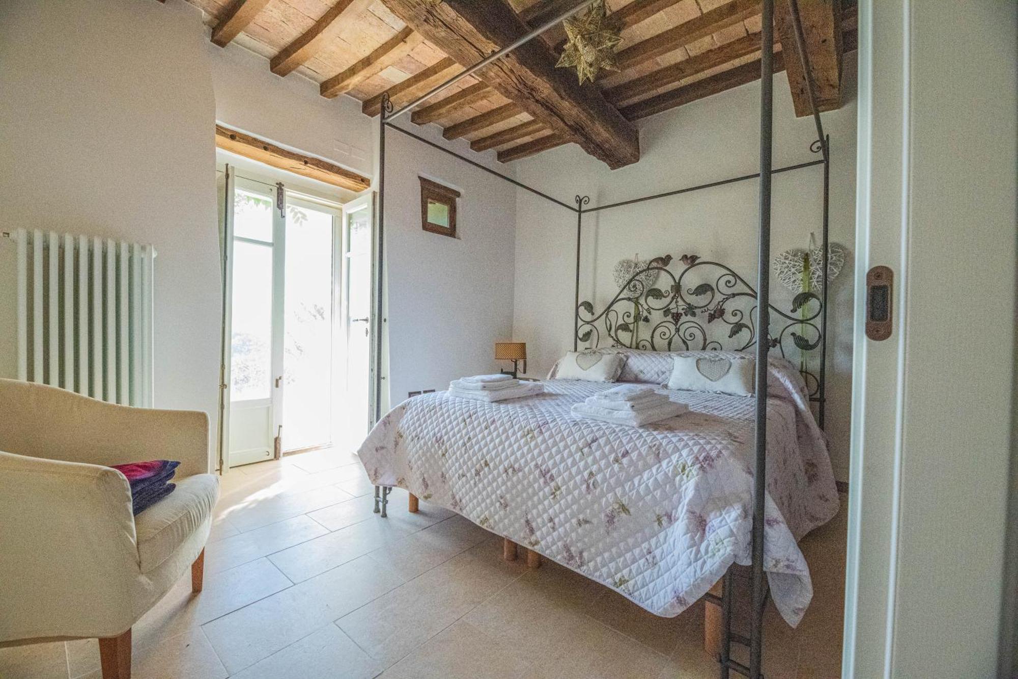 Ca' Gulino - Urbino - Villa Con Minipiscina In Borgo Antico Luaran gambar