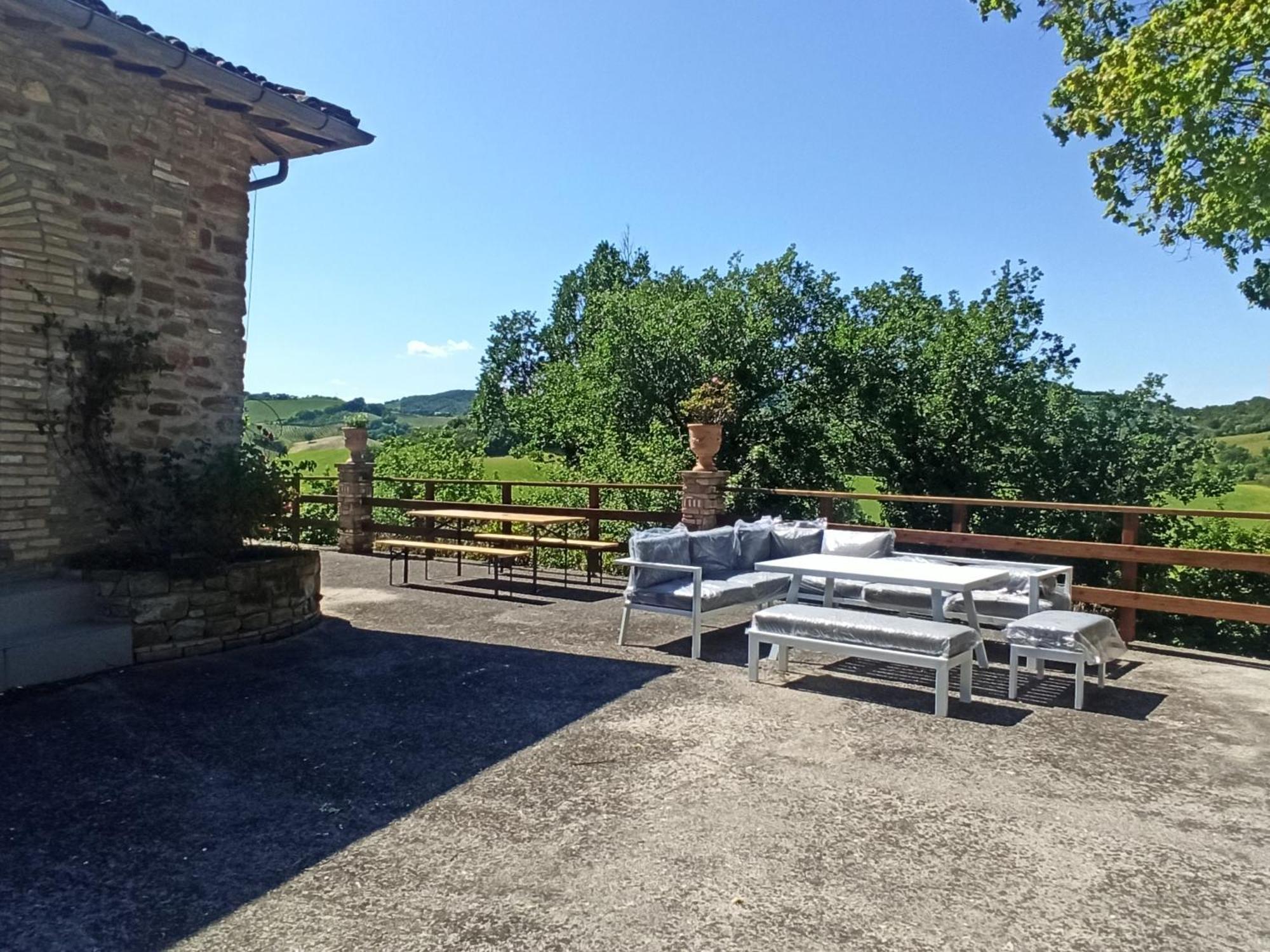 Ca' Gulino - Urbino - Villa Con Minipiscina In Borgo Antico Luaran gambar