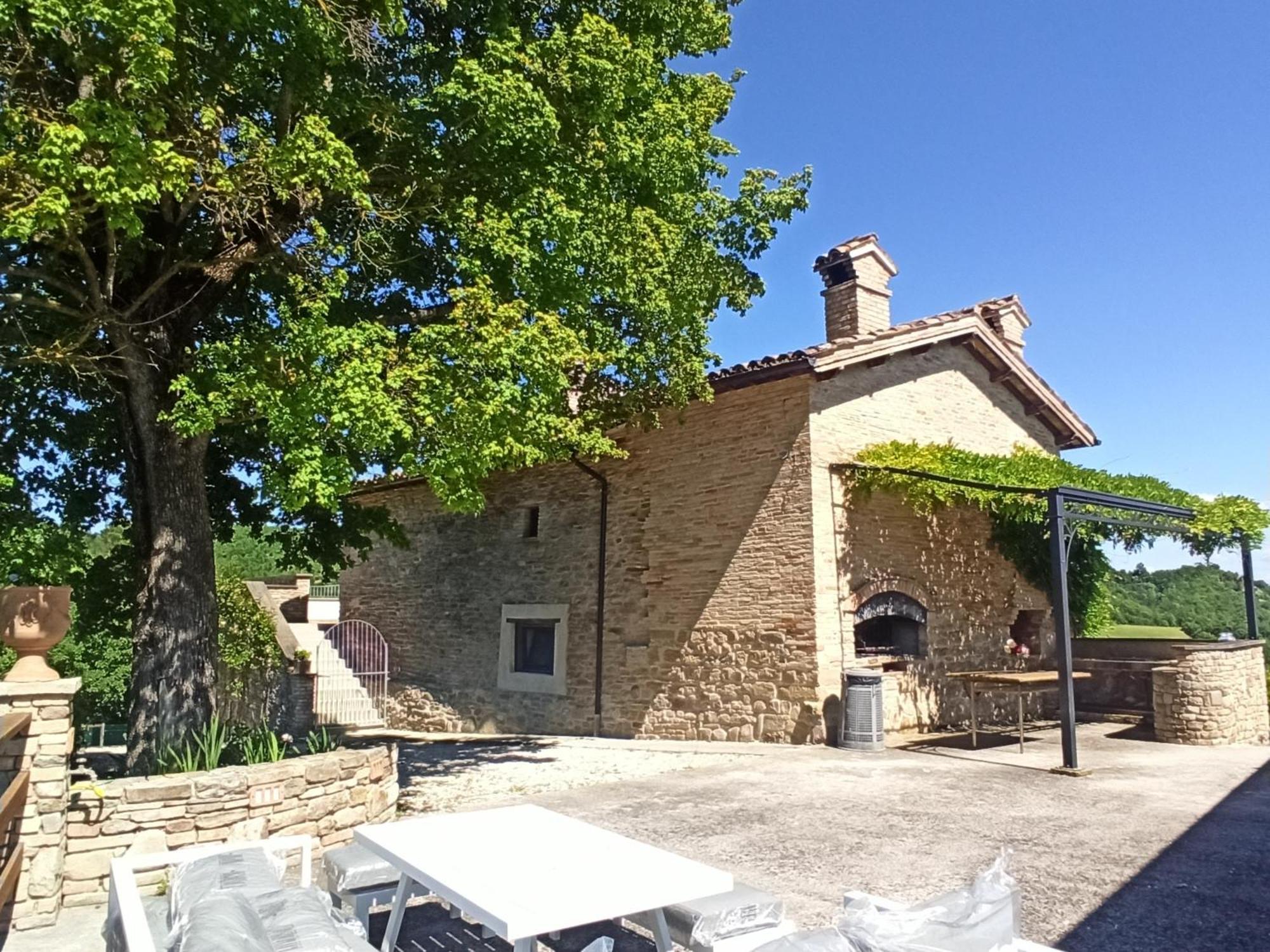 Ca' Gulino - Urbino - Villa Con Minipiscina In Borgo Antico Luaran gambar