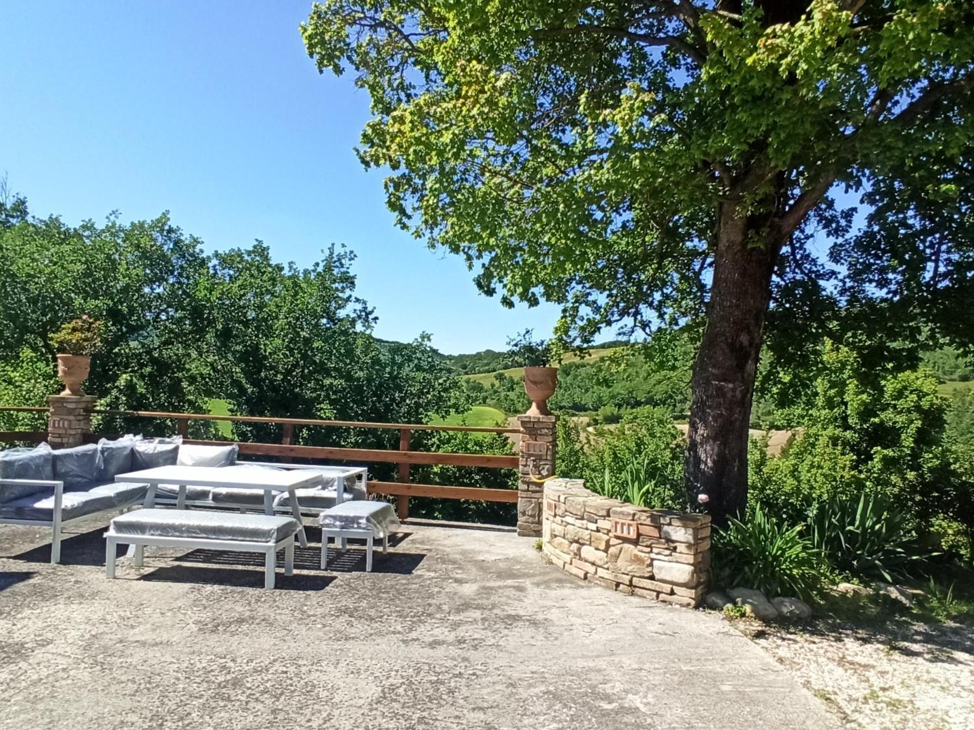Ca' Gulino - Urbino - Villa Con Minipiscina In Borgo Antico Luaran gambar